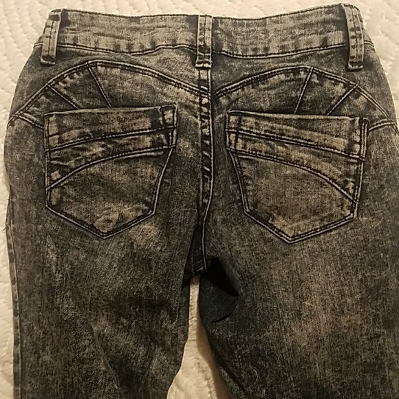 Acid washed skinny jeans - Picture 2 of 3